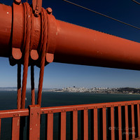 Golden Gate Bridge: San Francisco California