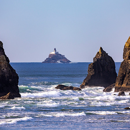 Cannon Beach Haystack Rock & Tillamook Rock Lighthouse