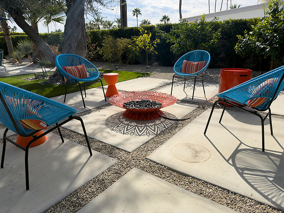 Canon- Palm Springs Mid Cent Modern Walk Tour