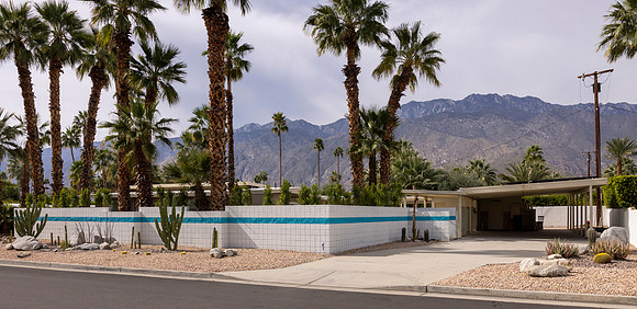 Canon- Palm Springs Mid Cent Modern Walk Tour