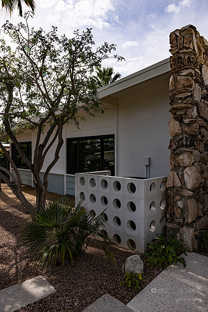 Canon- Palm Springs Mid Cent Modern Walk Tour