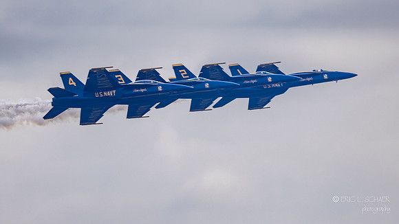 "Blue Angles" Boeing F/A - 18E/F Super Hornet