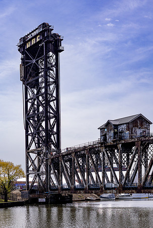Kinzie Street Railroad Bridge