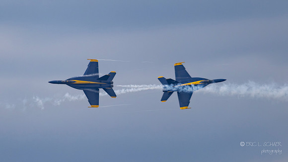 "Blue Angles" Boeing F/A - 18E/F Super Hornet